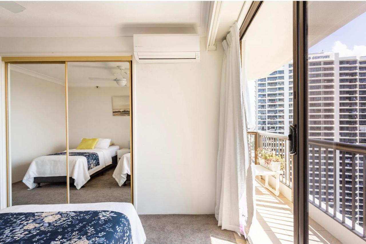 Spacious & Magnificent Views * Gold Coast